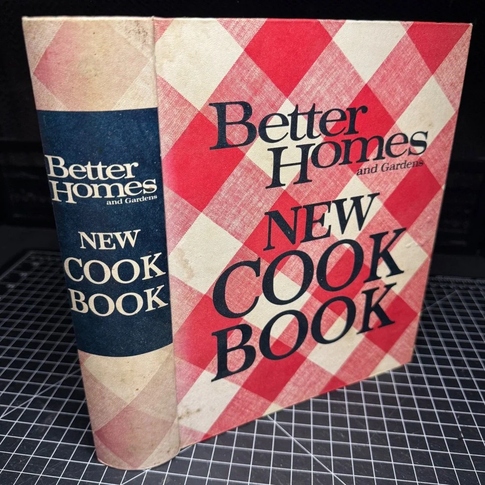 Better Homes and Gardens New Cook Book Vintage Red Gingham Plaid 5-Ring Binder